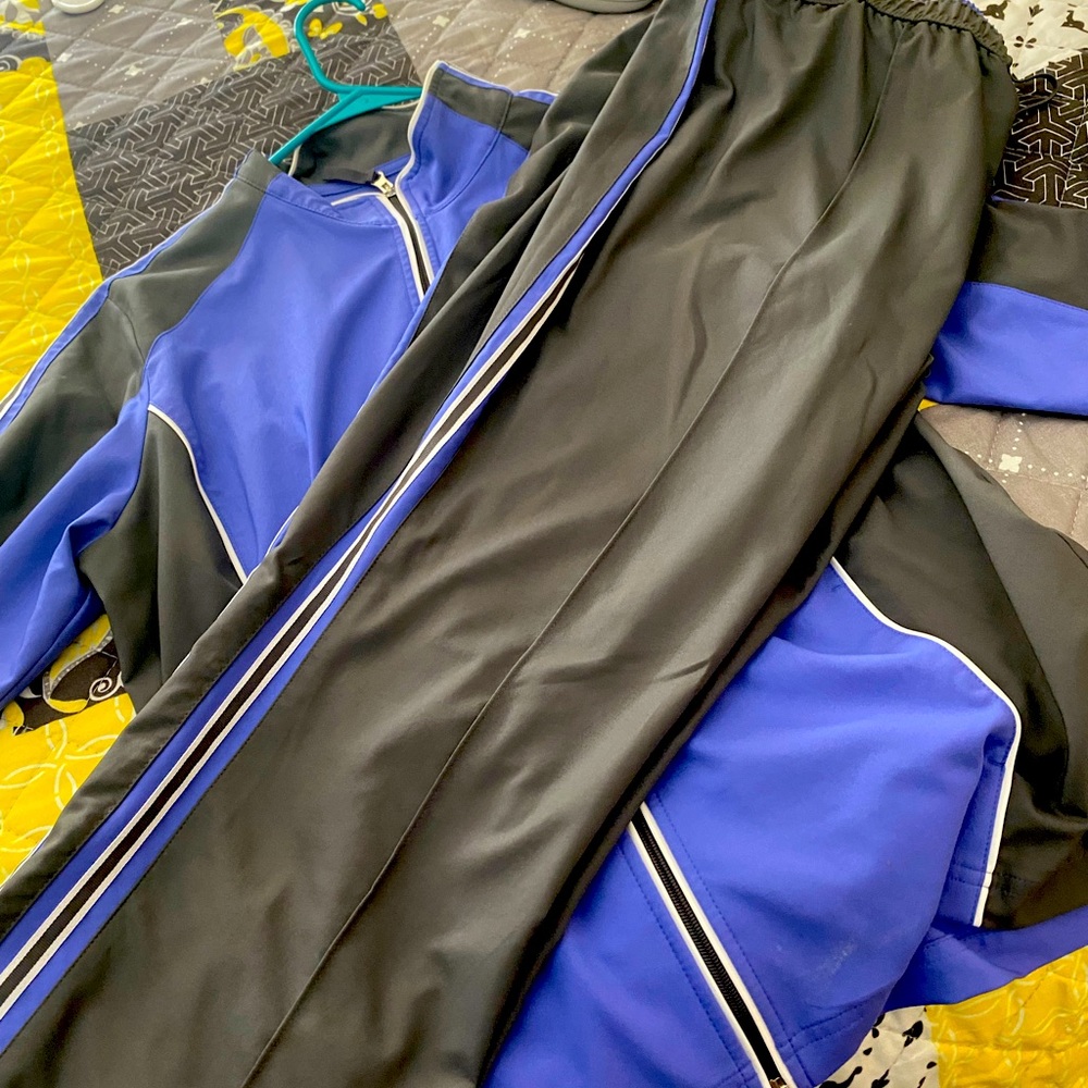 Jogging suit